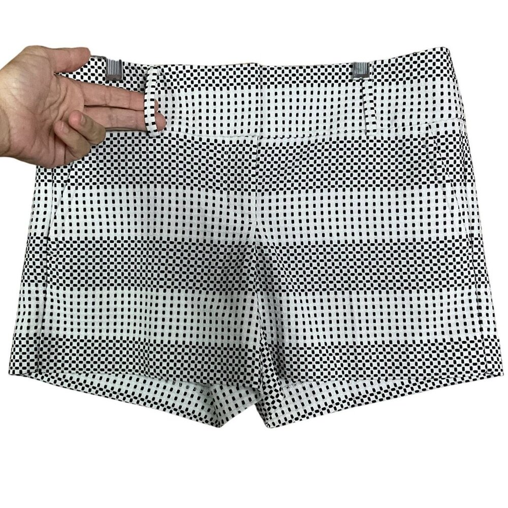 Ann Taylor Factory Shorts, size 4, Poly/Rayon/Spandex, Black/White print - Picture 3 of 10